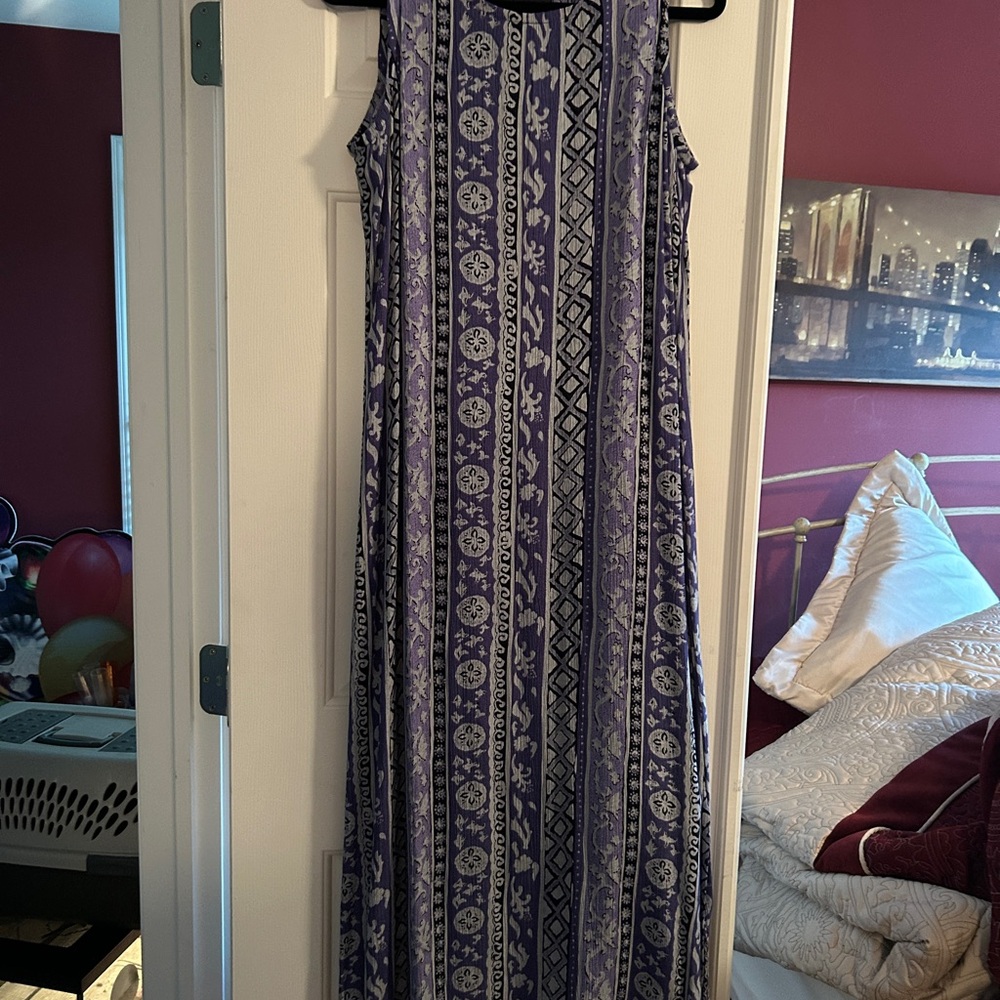 Sag Harbor Black and White Halter Maxi Sundress